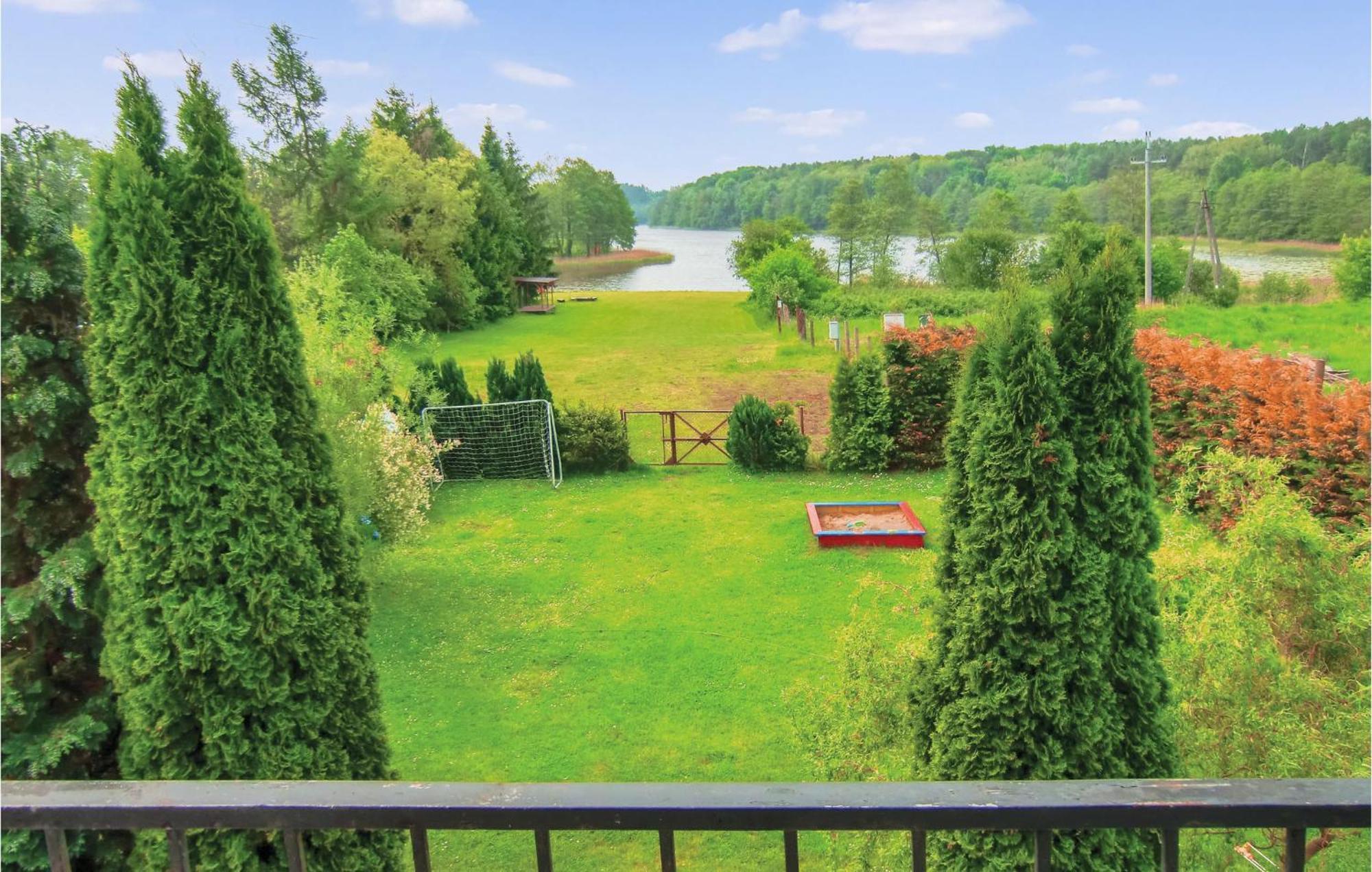 Amazing Home In Kolczewo With Sauna Екстериор снимка
