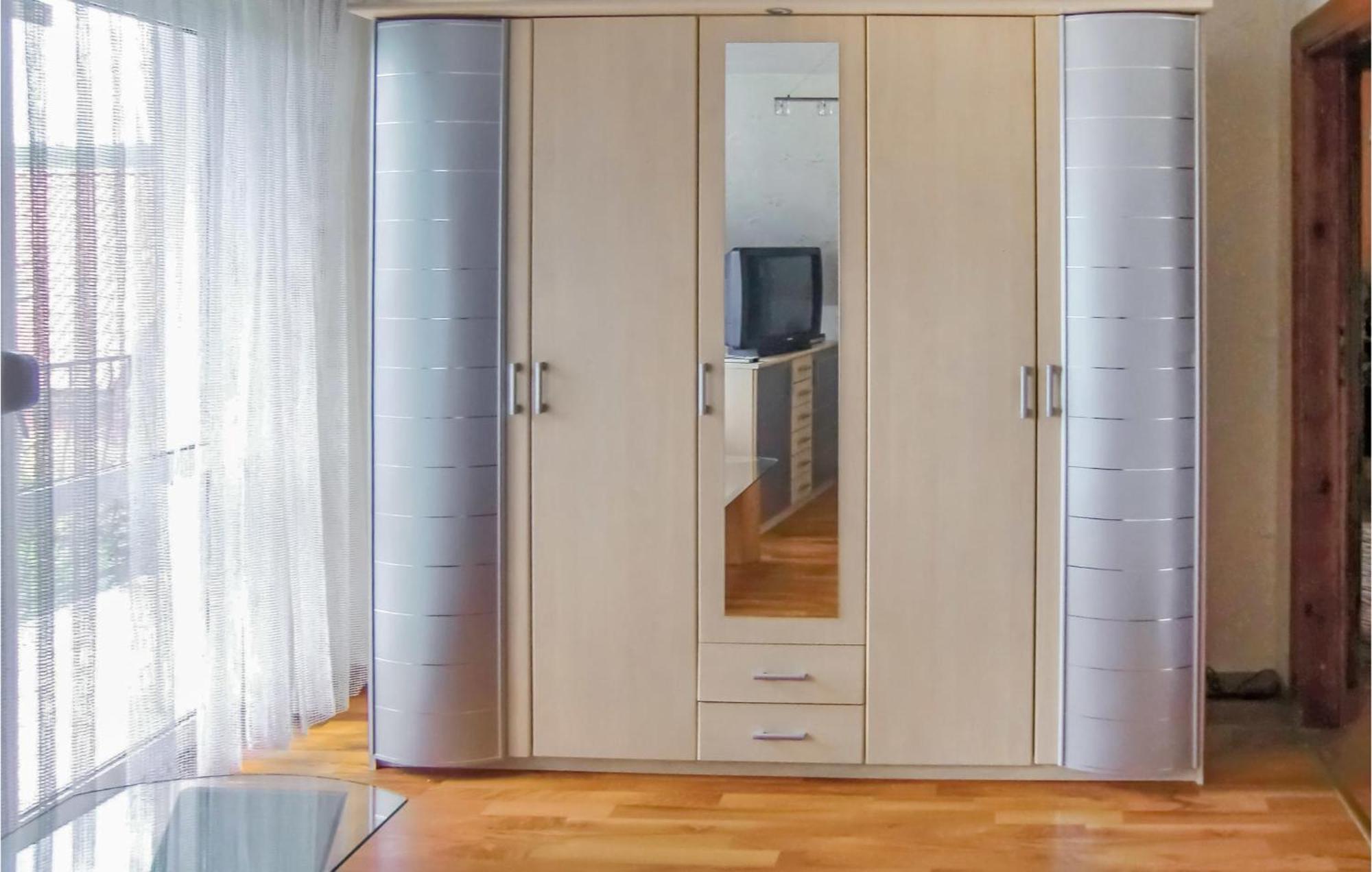 Amazing Home In Kolczewo With Sauna Екстериор снимка