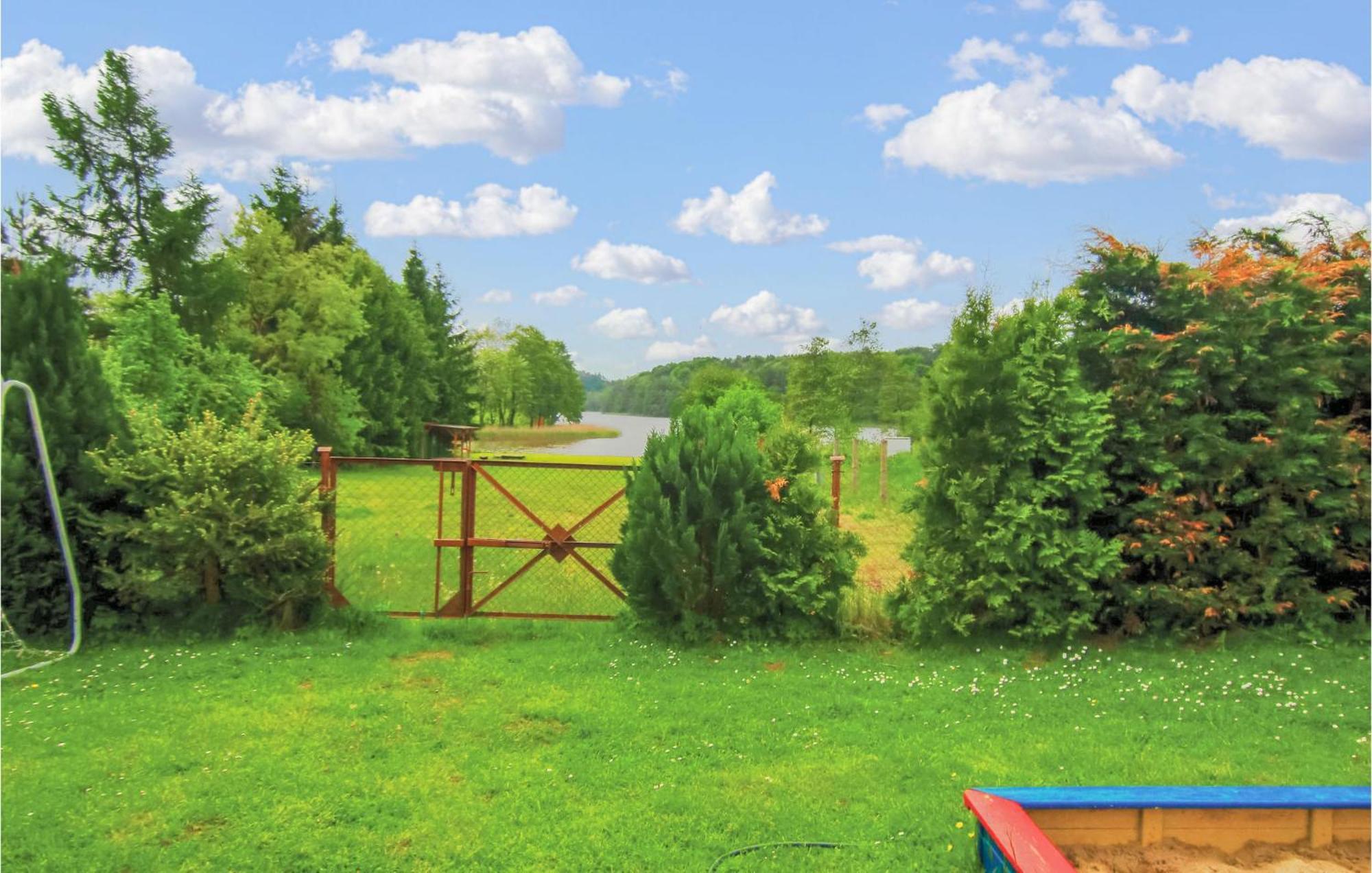 Amazing Home In Kolczewo With Sauna Екстериор снимка