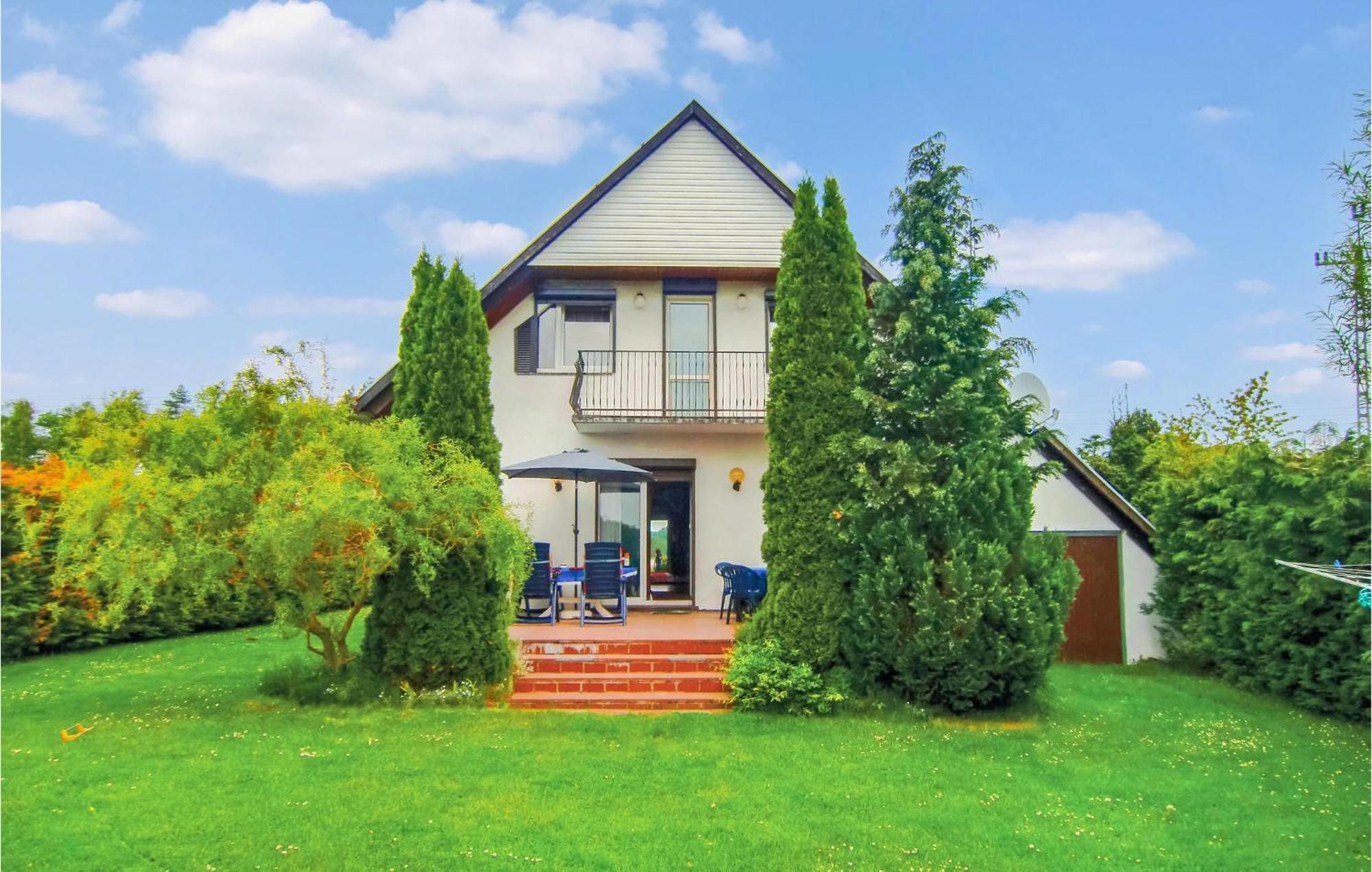 Amazing Home In Kolczewo With Sauna Екстериор снимка
